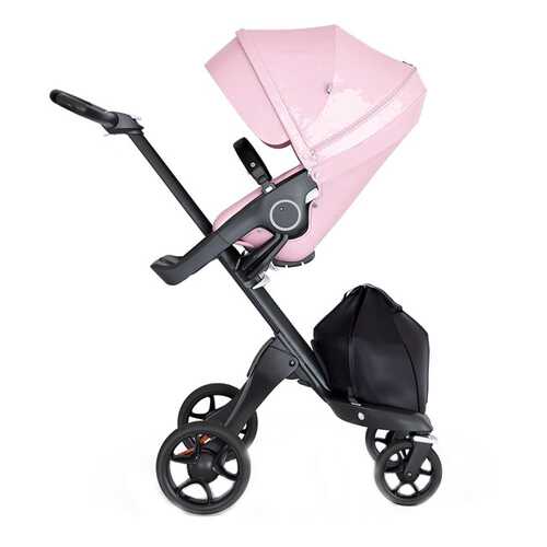 Коляска прогулочная Stokke XPLORY V6 Black/Lotus Pink с черной ручкой из эко-кожи 562604 в Дети